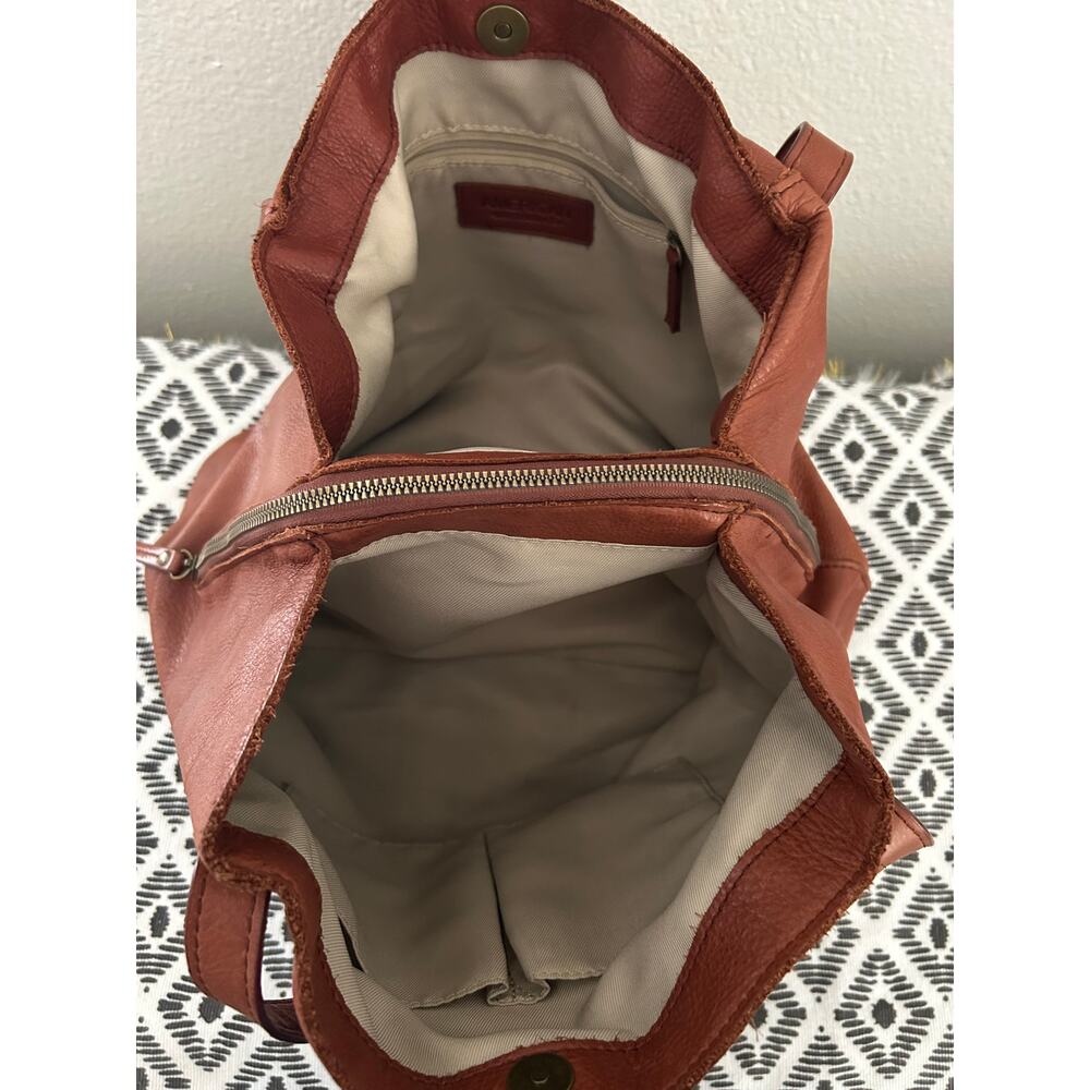 AMERICAN LEATHER CO LIBERTY SHOPPER LEATHER BAG - Picture 6 of 12